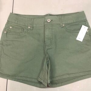 NWT - women’s shorts- deep lichen green